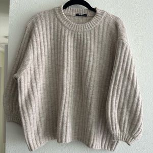 Azalea balloon sleeve sweater in cream